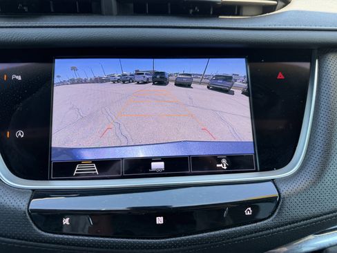 Used 2020 Cadillac XT5 Premium Luxury image 22