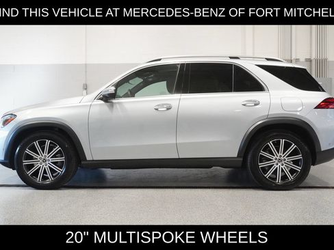 Certified 2025 Mercedes-Benz GLE 450e 4MATIC image 3