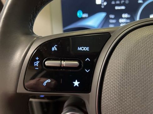 Used 2024 Hyundai Ioniq 5 SEL RWD image 41