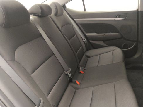 Used 2018 Hyundai Elantra SEL image 19