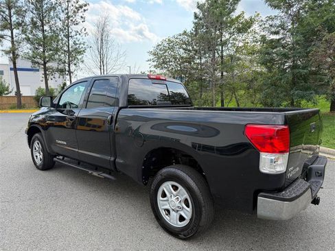 Used 2011 Toyota Tundra 4x4 Double Cab w/ Tow Pkg image 7