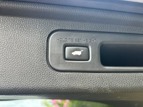 Used 2019 Honda Odyssey EX-L image 17