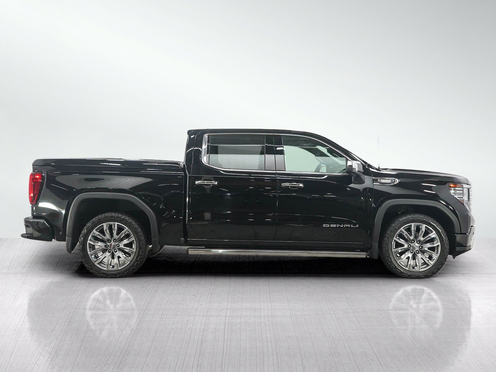 Used 2023 GMC Sierra 1500 Denali AWD/4WD image 6