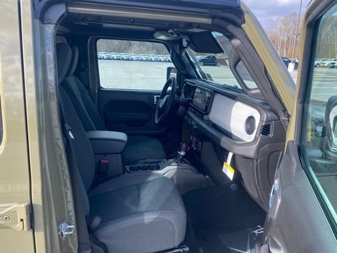 New 2026 Jeep Wrangler Unlimited Sport AWD/4WD image 28