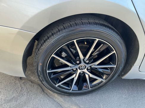 Used 2023 Toyota Camry SE image 23