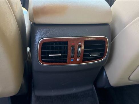 Used 2014 Hyundai Genesis 3.8 RWD image 17
