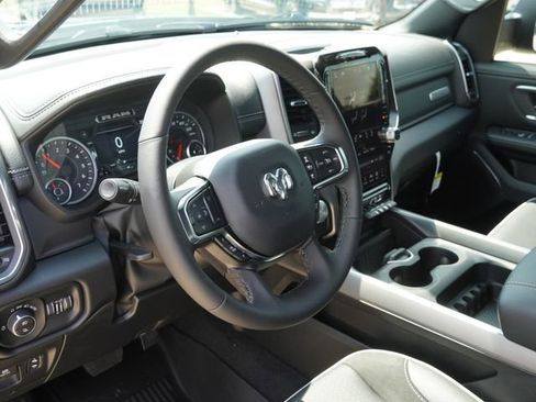 New 2026 RAM 1500 Laramie AWD/4WD image 15