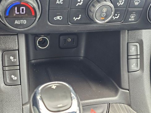 Used 2017 GMC Acadia SLT AWD/4WD image 38
