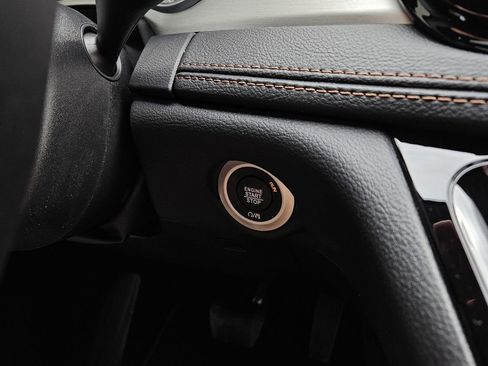 New 2026 Chrysler Pacifica Pinnacle image 23