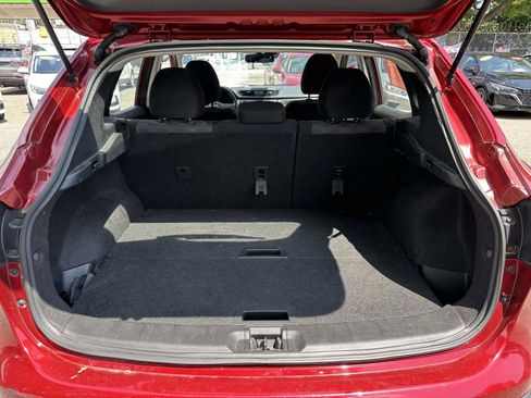 Certified 2019 Nissan Rogue Sport SV AWD/4WD image 12