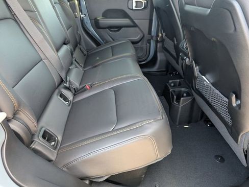 New 2026 Jeep Gladiator Sport image 27