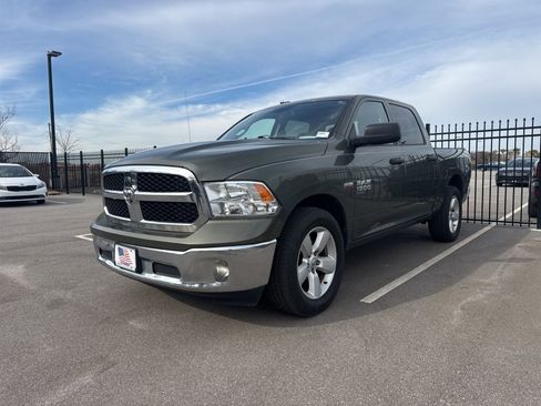 Used 2021 RAM 1500 Tradesman w/ Tradesman SXT Package image 3