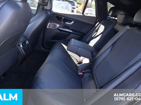Used 2023 Mercedes-Benz EQE 500 4MATIC SUV image 17