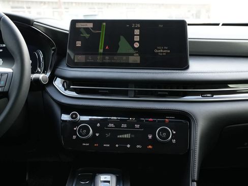 Used 2025 INFINITI QX60 Luxe w/ Cargo Package image 13