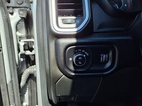 Used 2024 RAM 3500 Big Horn AWD/4WD image 20