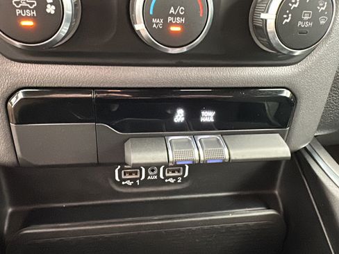 Used 2024 RAM 1500 Big Horn AWD/4WD image 21