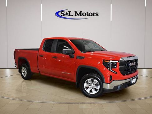 Used 2023 GMC Sierra 1500 Pro w/ Pro Value Package AWD/4WD image 9