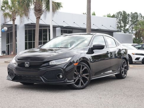 Used 2019 Honda Civic Sport Touring image 2