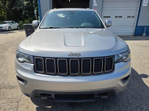 Used 2016 Jeep Grand Cherokee Laredo 75th Anniversary AWD/4WD image 2