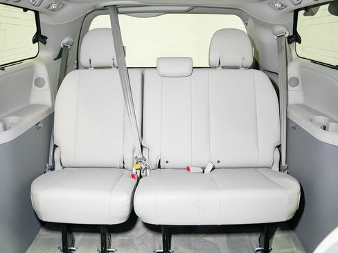 Used 2013 Toyota Sienna Limited w/ Premium Pkg FWD image 20