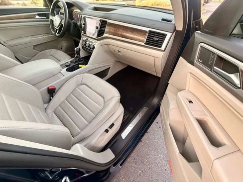 Used 2019 Volkswagen Atlas SEL Premium image 15