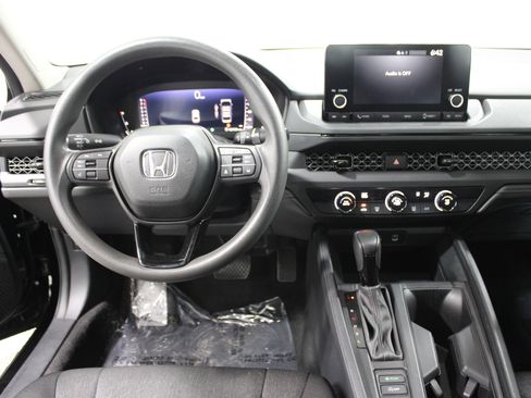 Used 2023 Honda Accord LX image 2