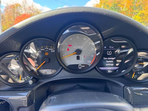 Used 2016 Porsche 911 GT3 RS image 17