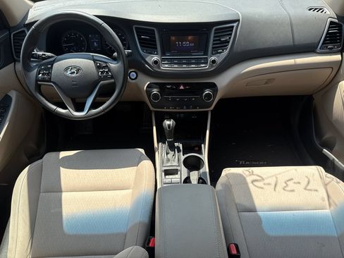 Used 2017 Hyundai Tucson Sport FWD image 9
