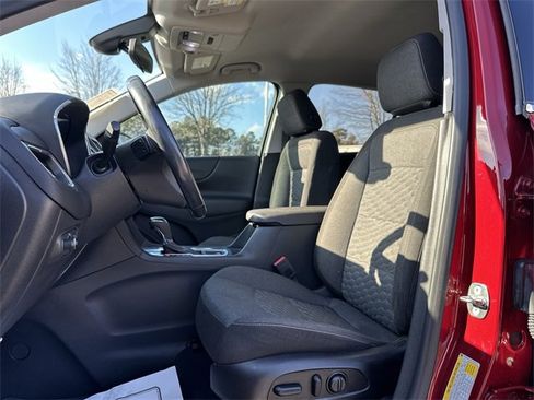 Used 2020 Chevrolet Equinox LT image 11