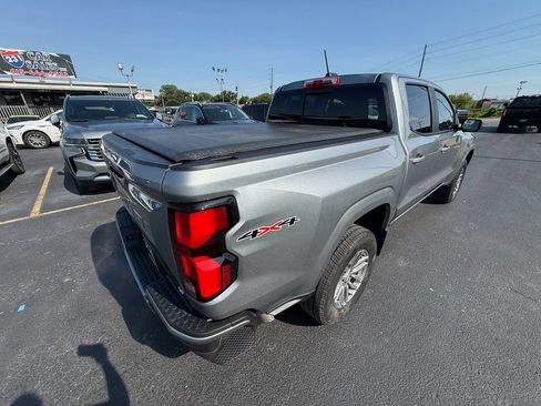 Used 2024 Chevrolet Colorado LT w/ LT Convenience Package III AWD/4WD image 3