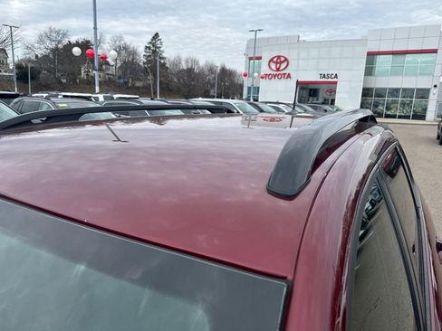 Used 2019 Jeep Cherokee Latitude Plus image 40