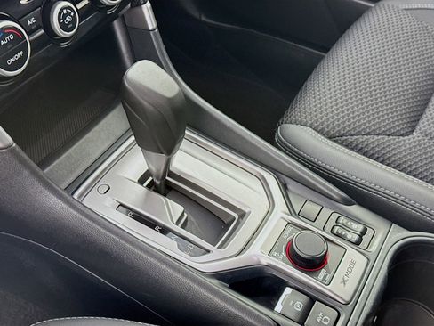 Used 2023 Subaru Forester Premium AWD/4WD image 9