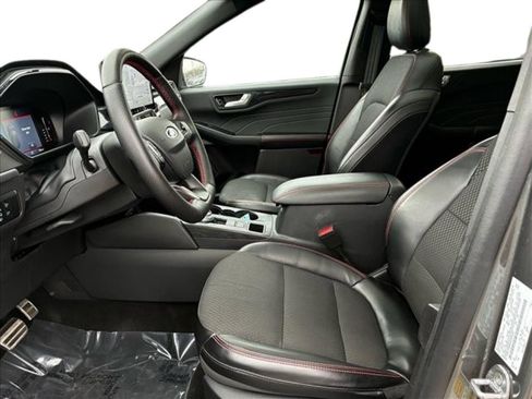 Used 2024 Ford Escape ST-Line w/ Tech Pack #1 AWD/4WD image 15