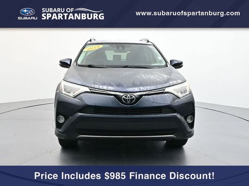Used 2018 Toyota RAV4 XLE image 3