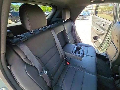 Used 2024 Chevrolet TrailBlazer RS w/ Convenience Package AWD/4WD image 32