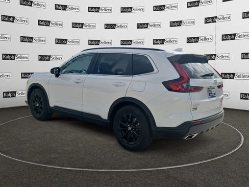 Used 2025 Honda CR-V Sport image 4