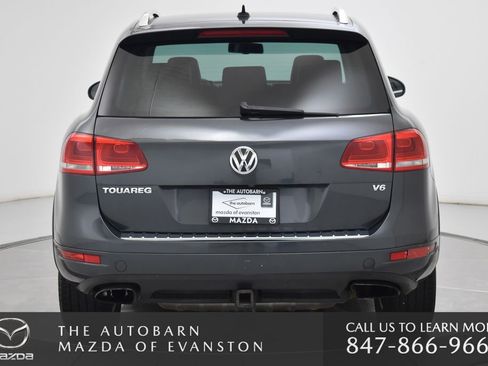 Used 2014 Volkswagen Touareg Sport AWD/4WD image 20