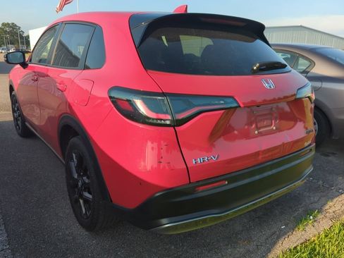 Certified 2024 Honda HR-V Sport image 5