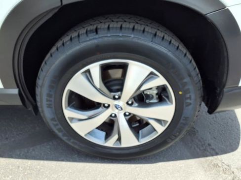 Used 2023 Subaru Ascent Premium w/ Convenience Package AWD/4WD image 14