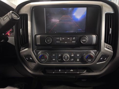 Used 2015 Chevrolet Silverado 2500 LT w/ LT Convenience Package image 18