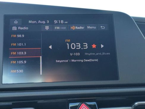 Used 2025 Kia Niro LX FWD image 18