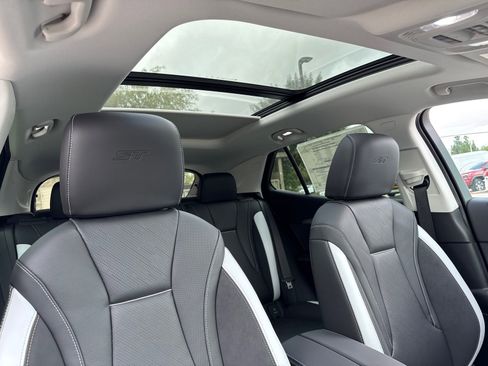 New 2026 Buick Envision Sport Touring image 17