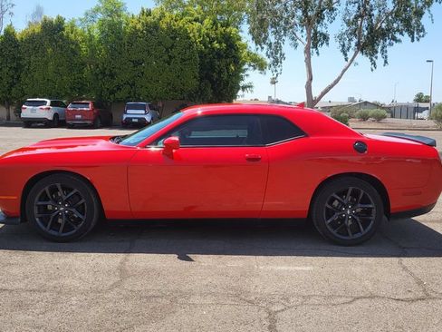 Used 2020 Dodge Challenger GT w/ Plus Package RWD image 7