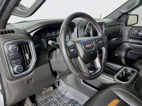 Certified 2021 GMC Sierra 1500 AT4 w/ AT4 Preferred Package AWD/4WD image 8
