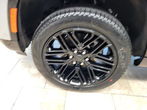 New 2026 Jeep Grand Wagoneer Limited image 21