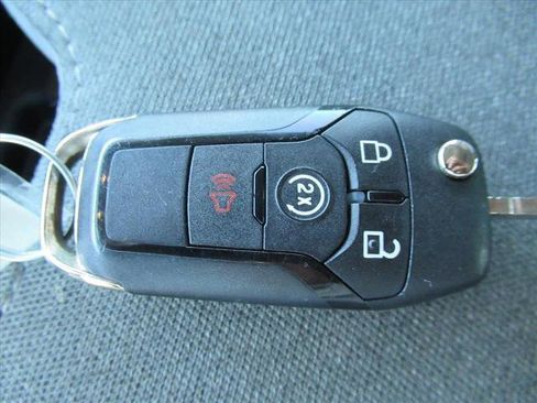 Used 2022 Ford F150 XLT w/ Equipment Group 301A Mid RWD image 30
