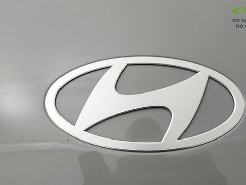 Used 2025 Hyundai Ioniq 5 SE RWD image 31