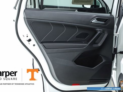 Used 2022 Volkswagen Tiguan SE FWD image 54