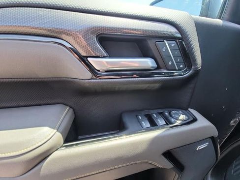 Used 2022 Chevrolet Silverado 1500 ZR2 w/ Technology Package AWD/4WD image 23