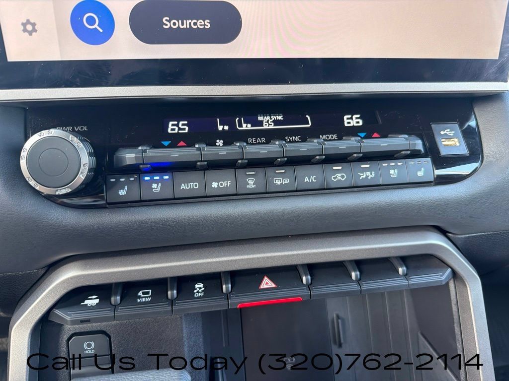 Used 2026 Toyota Sequoia Platinum AWD/4WD image 25